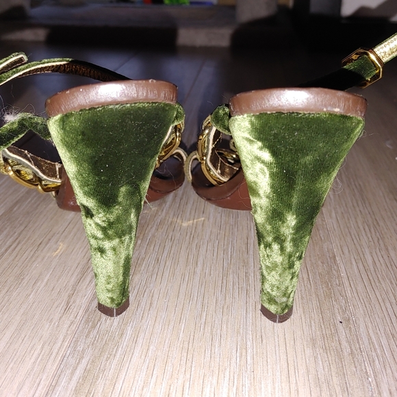 Marc by Marc Jacobs Velvet Leather Heels - Picture 6 of 16